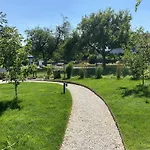 Le Clos Des Pommiers Bed & Breakfast *