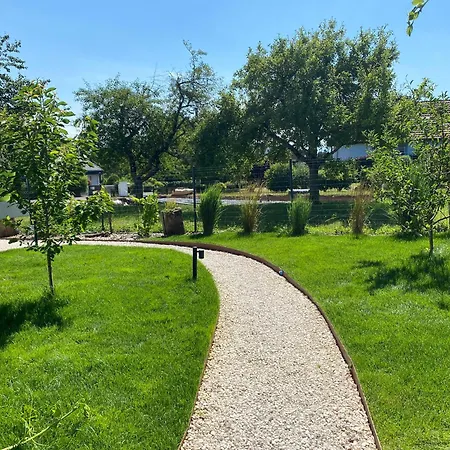 Le Clos Des Pommiers