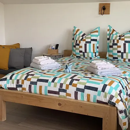 Le Clos Des Pommiers Bed & Breakfast Uffholtz