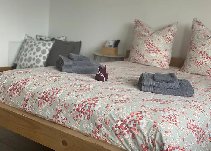 Le Clos Des Pommiers Bed & Breakfast