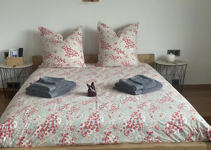 Le Clos Des Pommiers Bed & Breakfast *